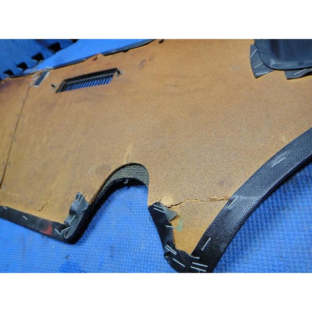 VOLVO ボルボ 240 AB230 右 リア カーゴルーム サイド 内張 シートベルト カバー  難有り  [7193] |  | 06