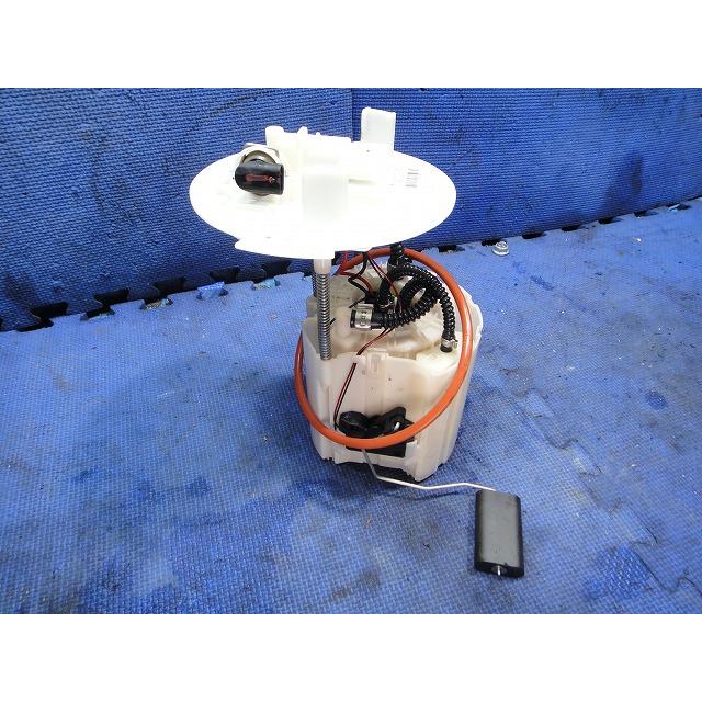 メルセデス B180 W246 等 純正 フューエルポンプ　燃料 ポンプ　品番 2464700994  [7249] | 