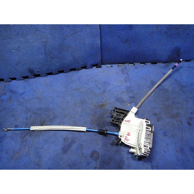 メルセデス B180 W246 等 右 リア ドアロック アクチュエーター ソレノイド 品番 2047302835 [7249] |  | 01