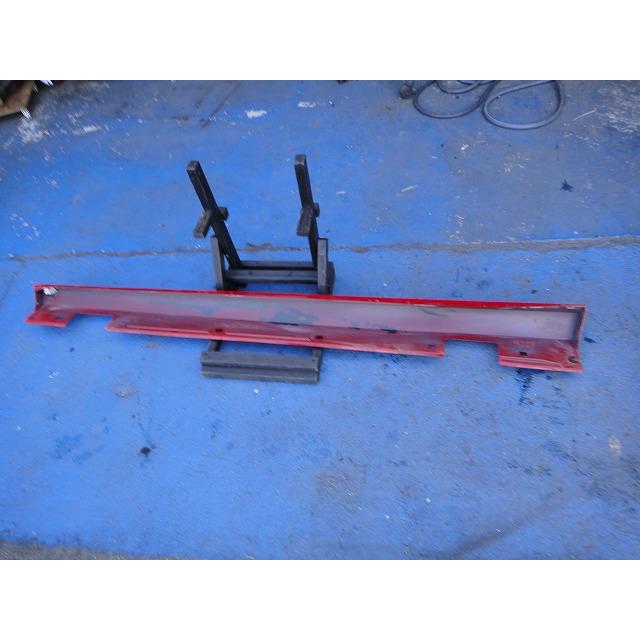 メルセデス B180 W246 等　右 サイド ステップ スカート 品番 2466901440   589/ジュピター レッド [7249] |  | 04