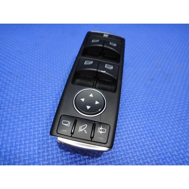 メルセデス B180 W246 等 フロント 運転席 パワーウィンドウ スイッチ 品番 1669054400 [7249] |  | 02