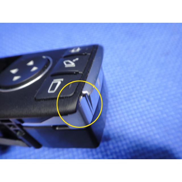 メルセデス B180 W246 等 フロント 運転席 パワーウィンドウ スイッチ 品番 1669054400 [7249] |  | 03