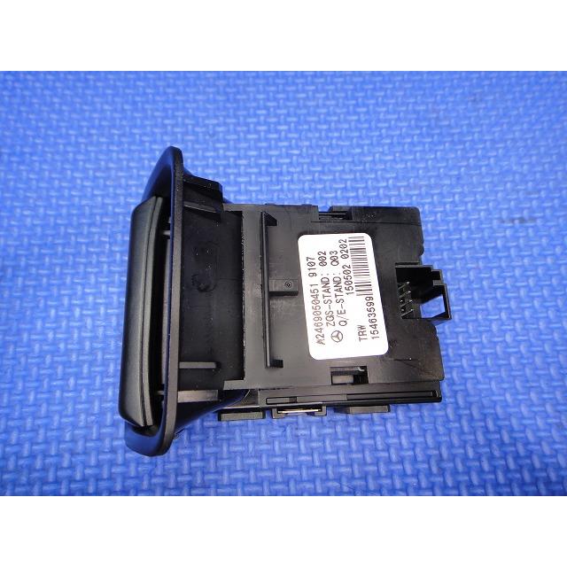 メルセデス B180 W246 等 パーキング ブレーキ スイッチ  品番 2469050451  [7249] |  | 01