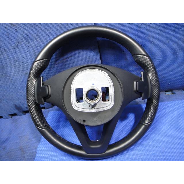 メルセデス B180 W246 等 後期　純正 ステアリング ハンドル  [7249] |  | 06