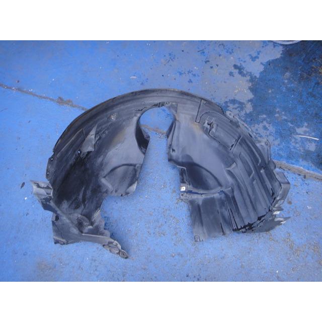 メルセデス B180 W246 等 右 フロント フェンダー ライナー カバー 品番 2466900200   2468840222 [7249] | 