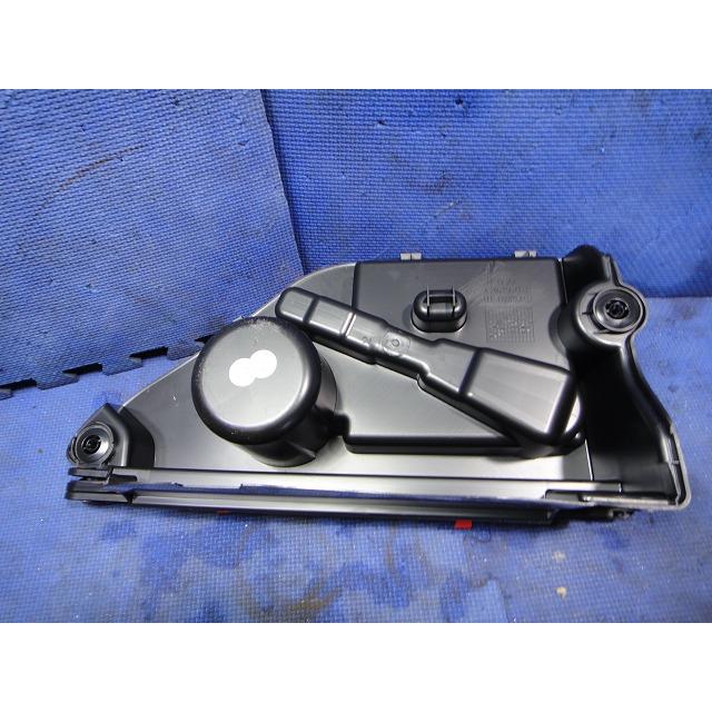 メルセデス B180 W246 等 純正 パンク修理 キット エアー ポンプ 三角