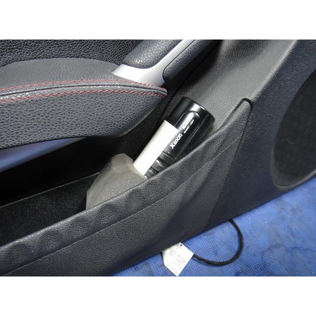 メルセデス ベンツ SLK200 R171 等  左 ドア 内張 トリム  [7185］ |  | 02