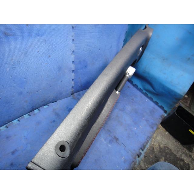 メルセデス ベンツ SLK200 R171 等  左 ドア 内張 トリム  [7185］ |  | 05