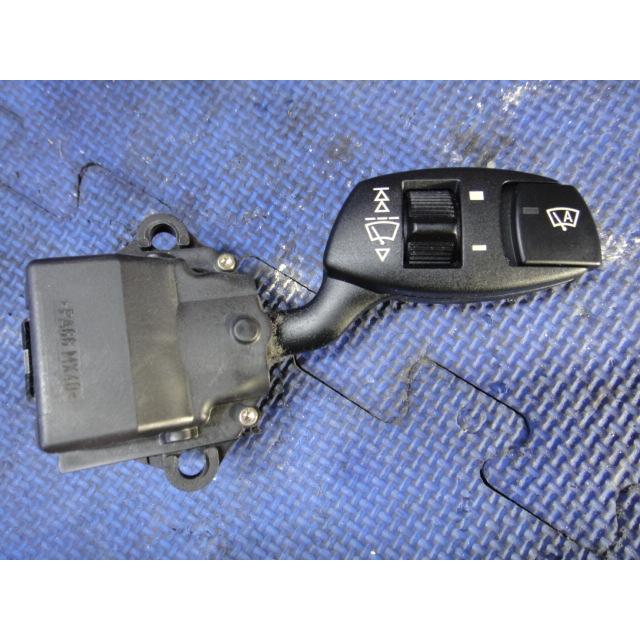BMW E60 E61 525i NA25 NG25 NL25 等 ワイパー スイッチ 品番 6924107 