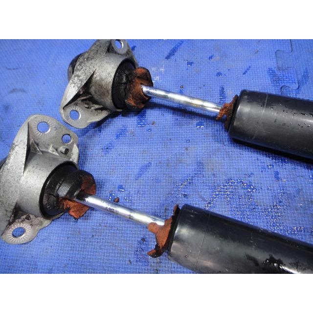 アウディ TT Sライン 8J 系  純正 リア ショック 左右  品番 8J0513029 F   [7632] |  | 02