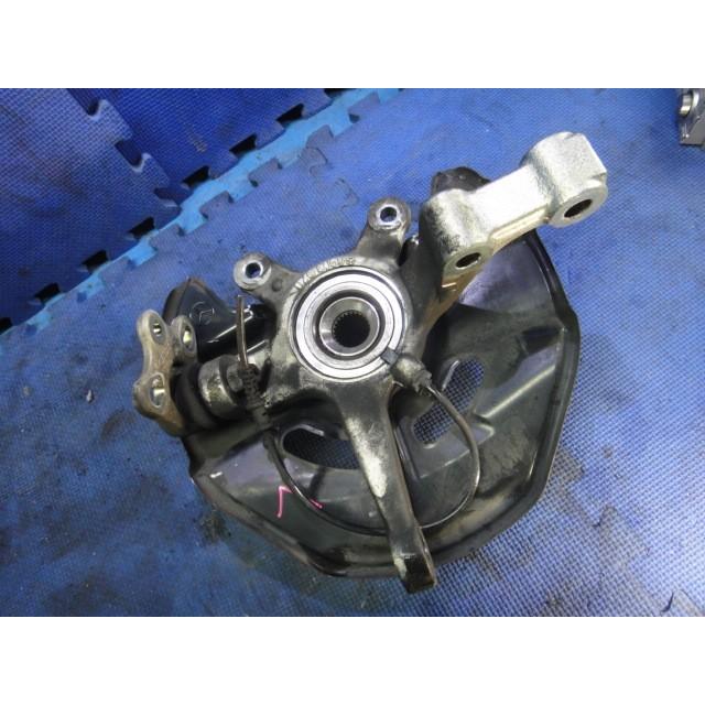 メルセデス ベンツ W169 A170 等　左 フロント ハブ ナックル　　  43,700Km 取外し ［7769］ | 