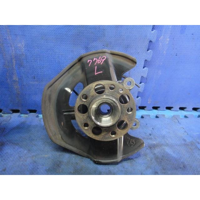 メルセデス ベンツ W169 A170 等　左 フロント ハブ ナックル　　  43,700Km 取外し ［7769］ |  | 01