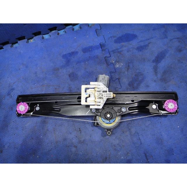 BMW 218i F45 等 純正 左 リア パワーウィンドウ レギュレーター  品番 7296385  [7835] | 