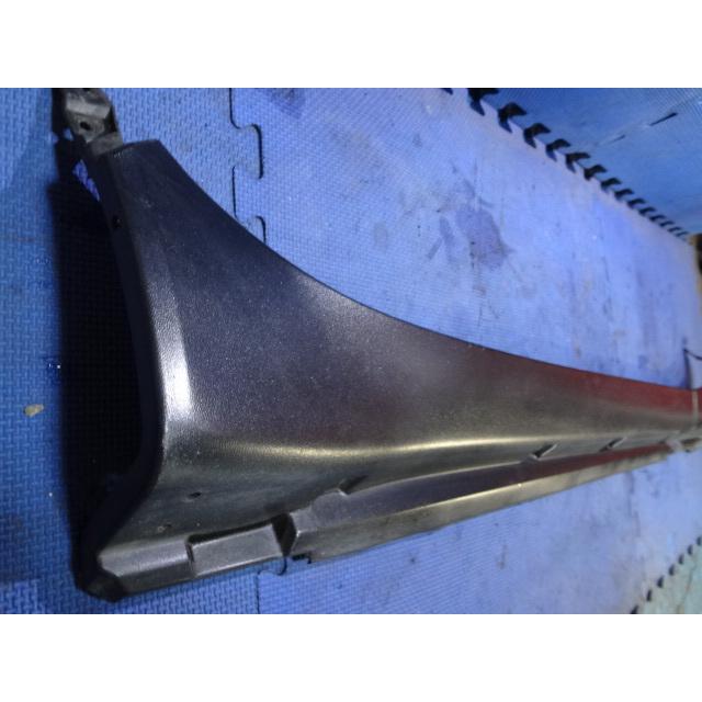 スマート MC01  純正　右 サイドステップ　 [8074] |  | 02