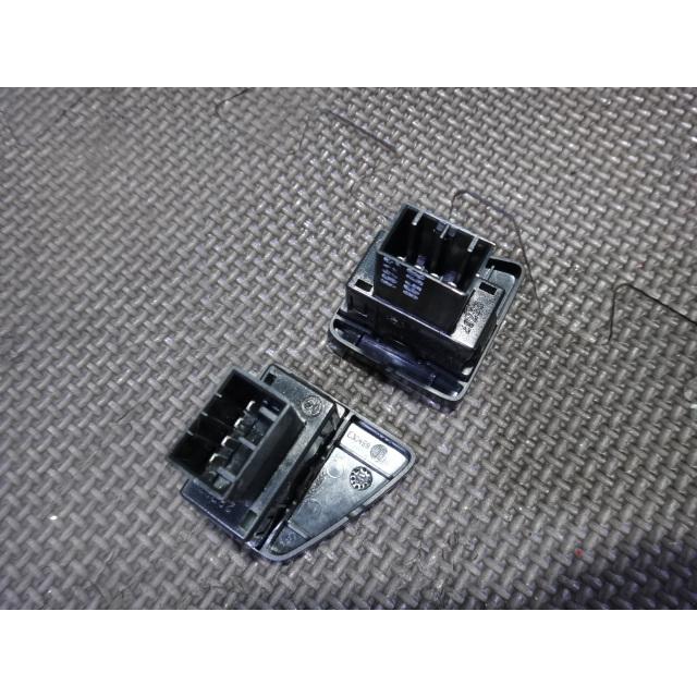 フィアット アバルト 500 3121 等 パワーウィンドウ スイッチ ２個  [8118] |  | 01