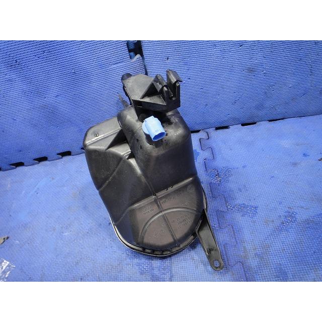 BMW 523i FP25 MT25 F10 F11 等 純正 ラジエター サブタンク  品番 7601950  [8187] |  | 02