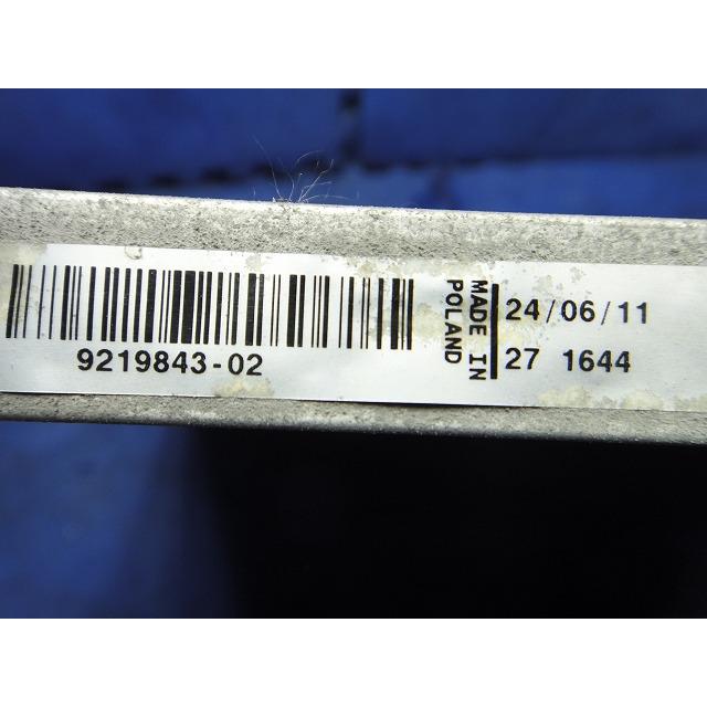 BMW 523i FP25 MT25 F10 F11 等 コンデンサー  品番 9219843　 [8187] |  | 02