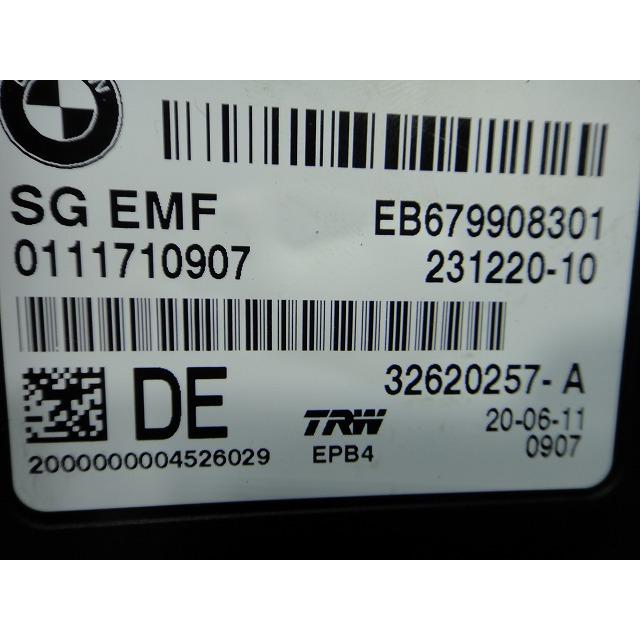 BMW 523i FP25 MT25 F10 F11 等 SG EMF パーキング ブレーキ モジュール ユニット 品番 679908301 [8187] |  | 01
