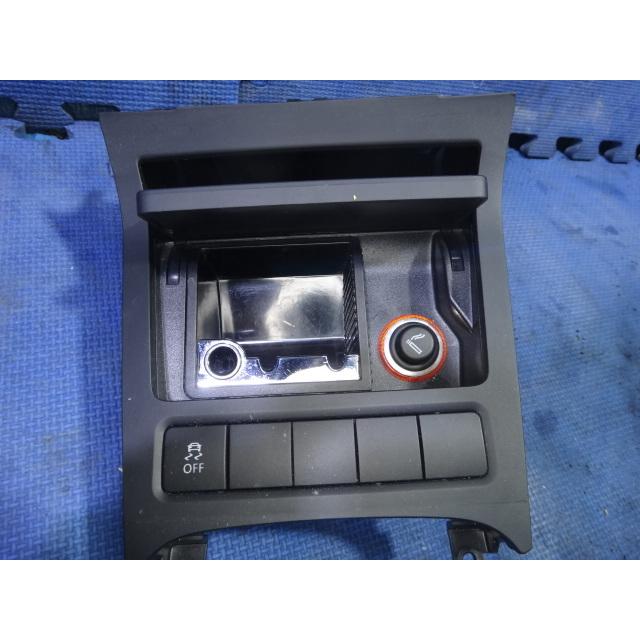 ワーゲン ゴルフ 6 1KC 系 純正 灰皿  [8229] |  | 01