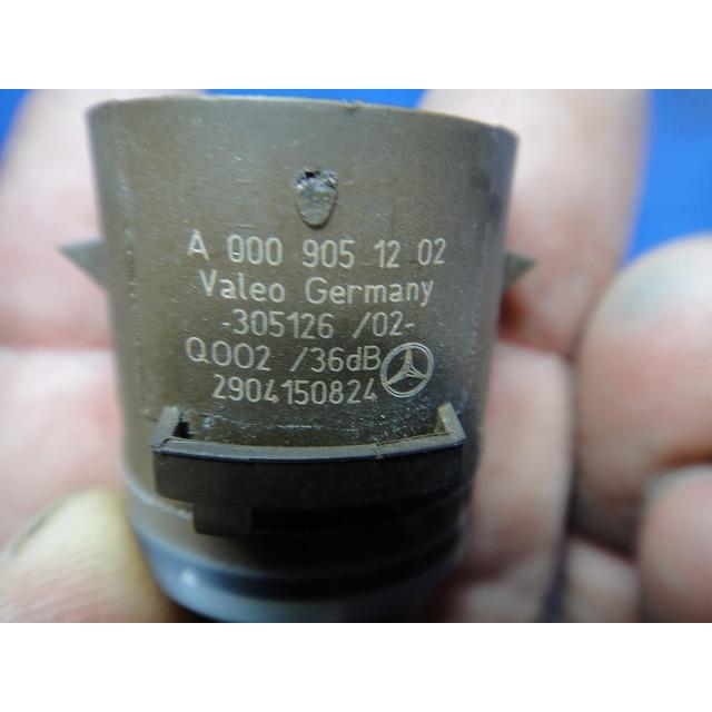 メルセデス ベンツ CLA X117 C117 等 純正 フロント バンパー PDC パーキング センサー (3)　品番 0009051202  [8237] |  | 03