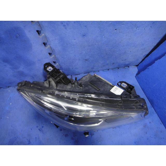 メルセデス ベンツ CLA X117 C117 等 右 ヘッドライト バラスト 付き キセノン HID 　品番 1179065400   [8237] |  | 02