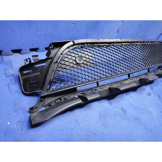 メルセデス ベンツ CLA X117 C117 等  フロント バンパー センター ダクト グリル カバー 品番 1178852122 1178852722 [8237] |  | 01