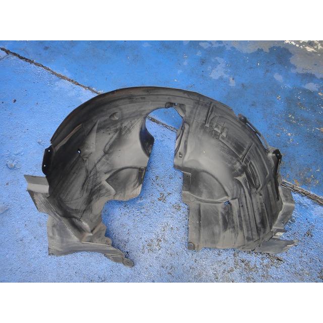 メルセデス ベンツ CLA X117 C117 等  右 フロント フェンダー ライナー  品番 2466900200  [8237] | 