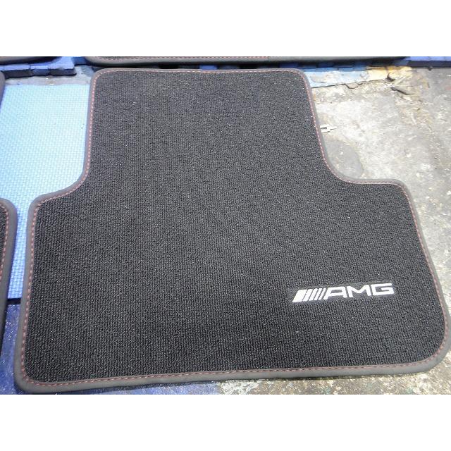 メルセデス ベンツ CLA X117 C117 等 純正 フロア マット AMG 品番 2466803348 [8237] |  | 05