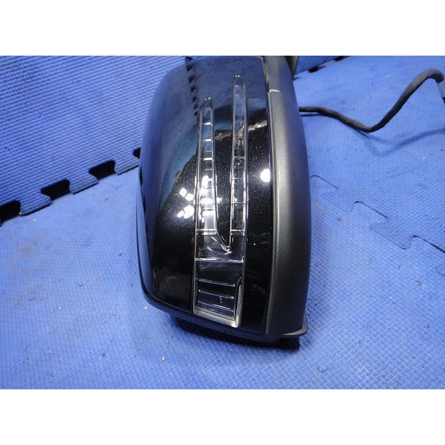 メルセデス ベンツ CLA X117 C117 等  右 ドアミラー 191/コスモブラックM  [8237] |  | 03
