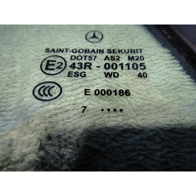 メルセデス ベンツ SLK200 R171 等 右 リア ガラス    [8403］ |  | 03