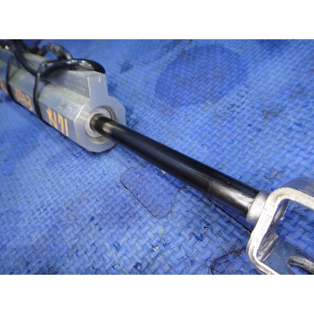 メルセデス ベンツ SLK200 R171 等 バリオ ルーフ 開閉 右 側 油圧シリンダー   [8403］ |  | 01