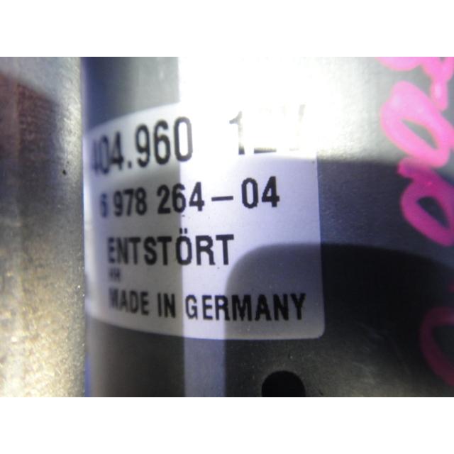 BMW E90 E91 320i 325i 等 ワイパー リンク　モーター　品番 6978264　　走行 23,700Km取外し   [8660] |  | 02