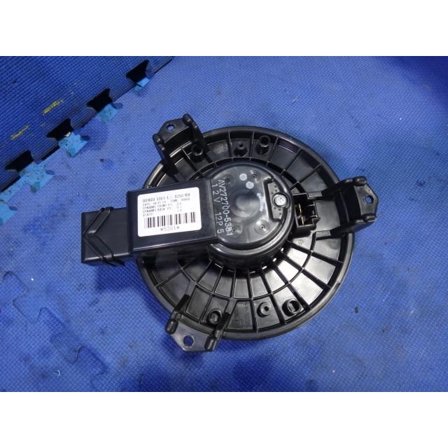 ジャガー XF J05PC 等  ブロア モーター ファン　Ｒ/Ｈ　 [8709] |  | 01