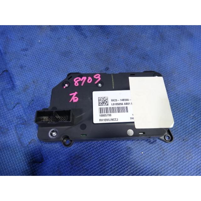 ジャガー XF J05PC 等 右 フロント シート スイッチ　品番 9X2314B566  [8709] |  | 01