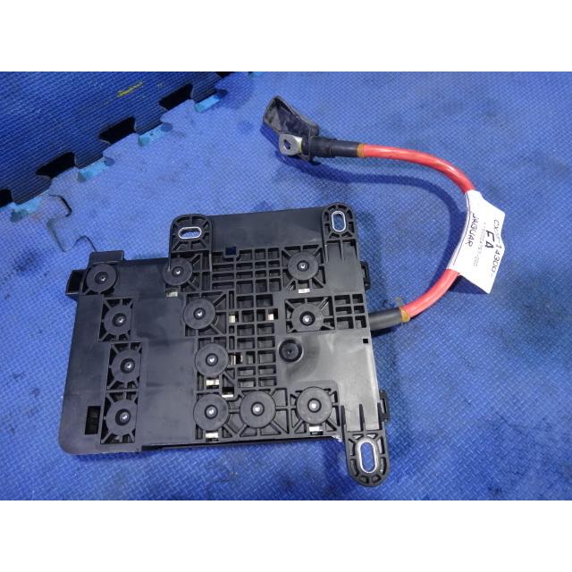 ジャガー XF J05PC 等  + バッテリー ターミナル ヒューズ プラス　品番 DX23-14A005 CEC　 [8709] |  | 02