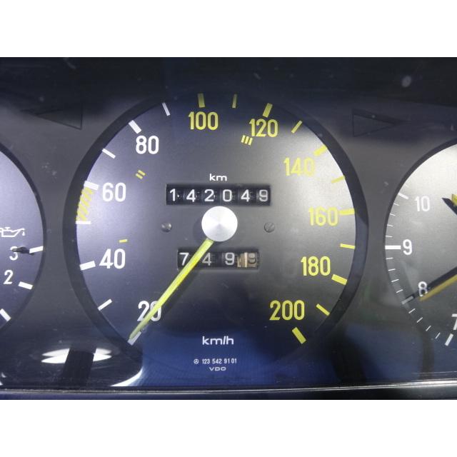 メルセデス ベンツ W123 230E 等  スピード メーター パネル  動作未確認品  部品取り用 [8760] |  | 03