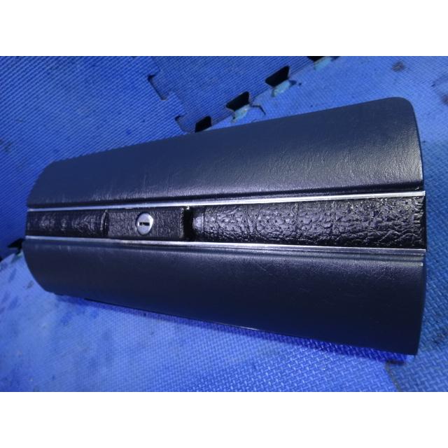 メルセデス ベンツ W123 230E 等 グローブボックス フタ 蓋 ふた　 [8760] |  | 02