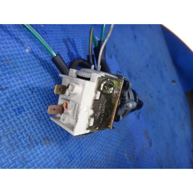 メルセデス ベンツ W123 230E 等 エアコン スイッチ クライメート コントロール 品番 1238300037 [8760] |  | 02