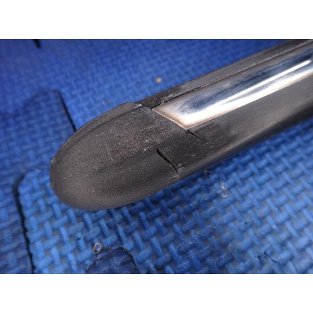 メルセデス ベンツ W123 230E 等 左 フロント フェンダー モール   [8760] |  | 01