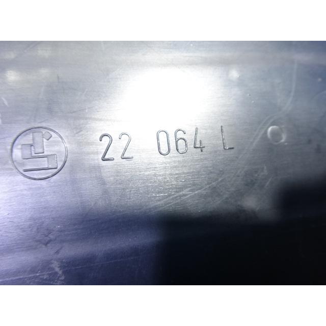 メルセデス ベンツ W123 230E 等 左 テール ライト レンズ ランプ 基盤 ベース    [8760] |  | 04