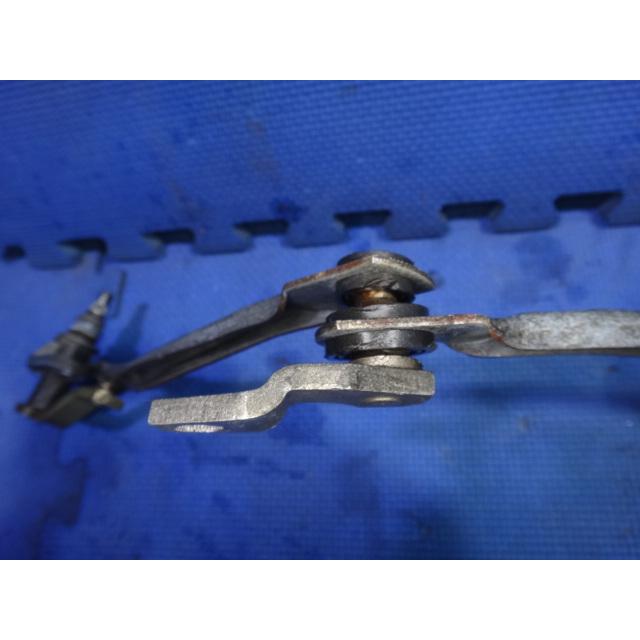 メルセデス ベンツ W123 230E 等 ワイパー リンク   [8760] |  | 02