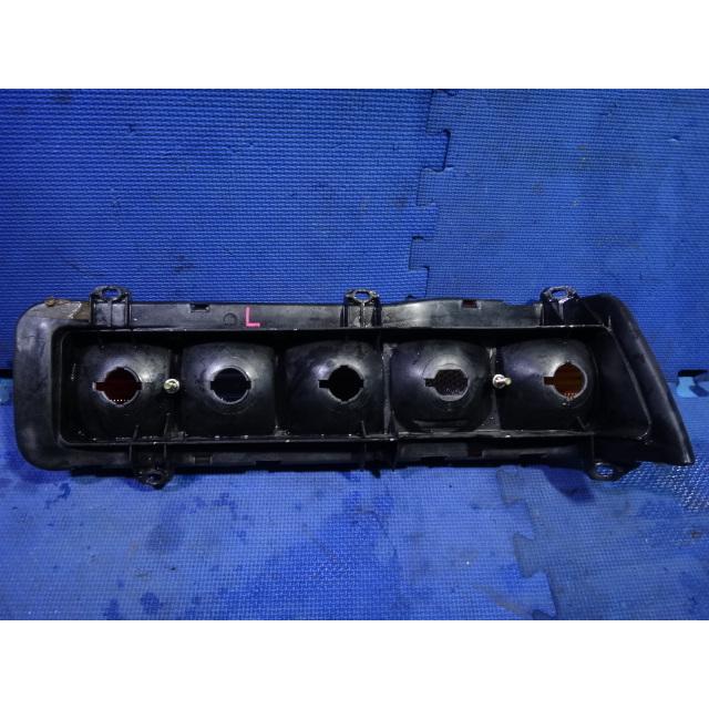 メルセデス ベンツ W123 230E 等 左 テール レンズ ライト ランプ アウター   [8760] |  | 07