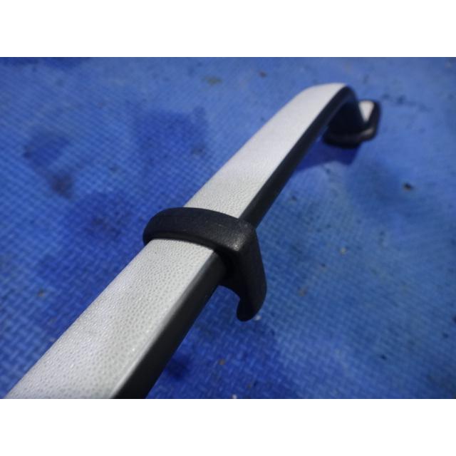 メルセデス ベンツ W123 230E 等 リア アシストグリップ  左右共通 (1) [8760] |  | 01