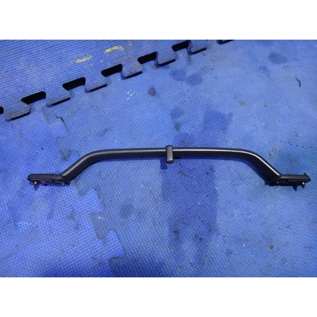 メルセデス ベンツ W123 230E 等 リア アシストグリップ  左右共通 (2) [8760] |  | 02