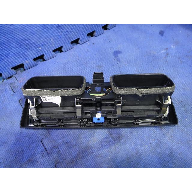 BMW 116i 120i [F20] 1A16 等 エアコン ヒーター 吹出口 中央 センター 左右 ルーバー 品番 9207116 [9157] |  | 02