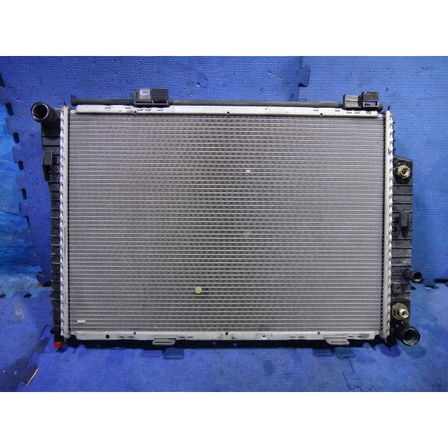 メルセデス ベンツ SLK 230 R170 等  純正 ラジエター  品番 2025003203  [9221] | 