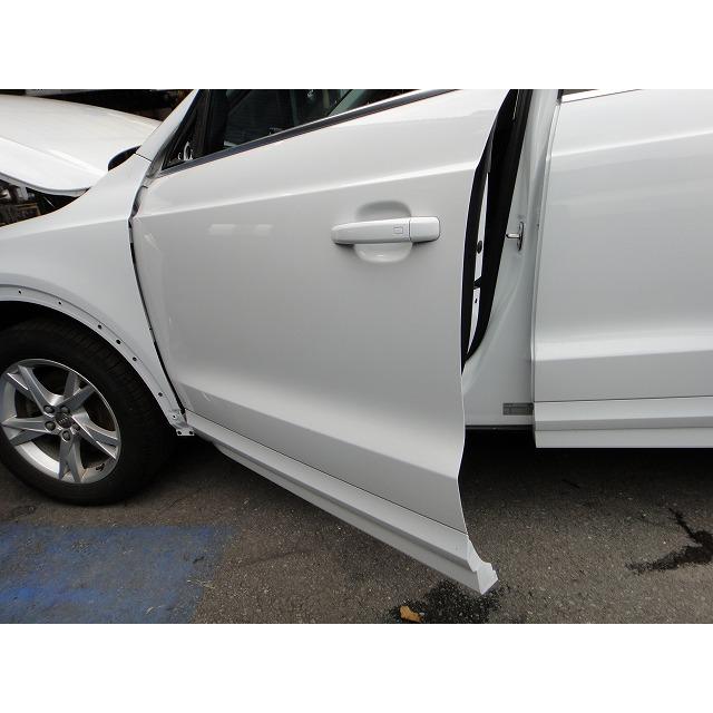 Audi アウディ Q3 8UCZD 8U系 等  左 フロント ドア  LS9R/白 [9248] |  | 02