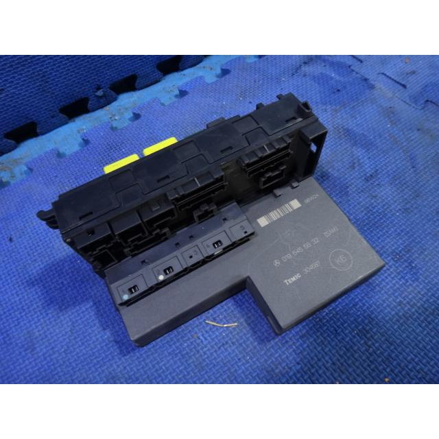 メルセデス ベンツ  W210  等 SAM サム コントロール ユニット モジュール リレー  品番 0195455632 [9470] |  | 01