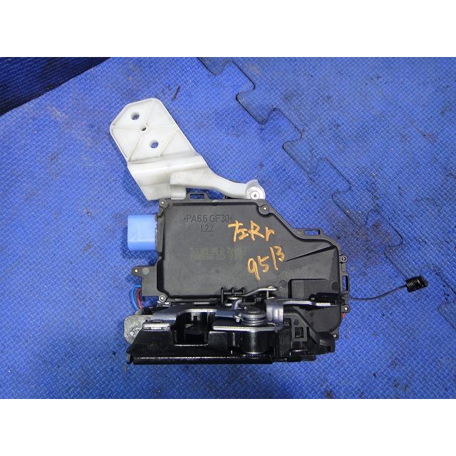 VW ゴルフ ヴァリアント 1KC 系 左 リア ドアロック アクチュエーター ソレノイド  品番 7L0839015 D [9513] |  | 01