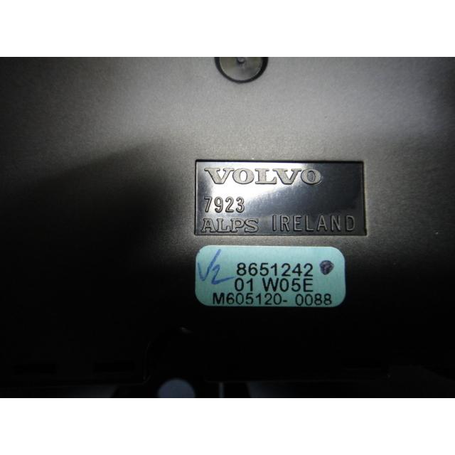 ボルボ V70 SB5244W 等   エアコン スイッチ パネル  8651242　 |  | 01